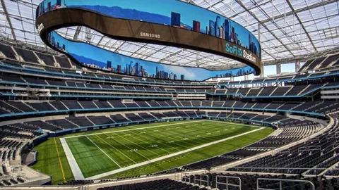 申台龙下课引球迷感慨，印尼赛败北众望所归！托希尔决策失误频发