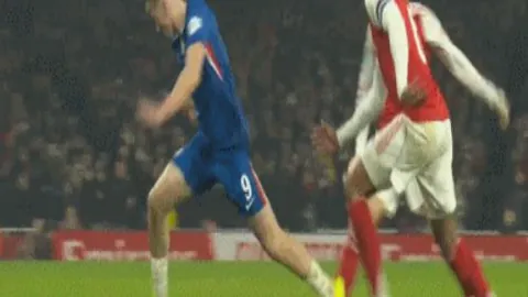 3月19日斯诺克巅峰之战：斯佳辉3-6惜败塞尔比