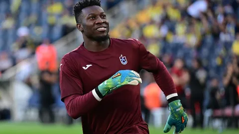 “克洛普坦诚：眼镜束缚让他难以适应”